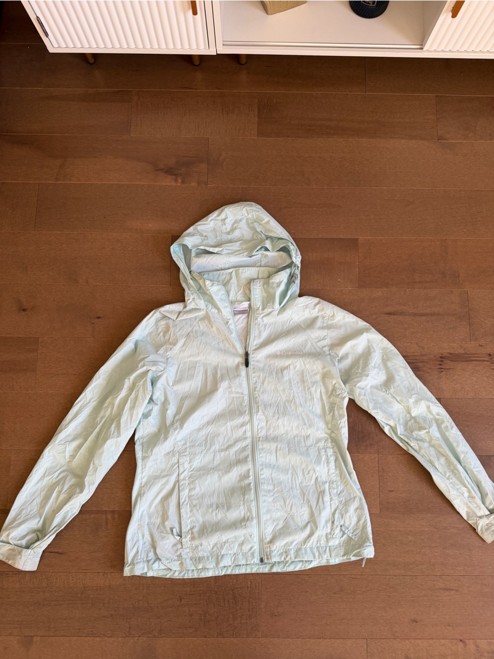 Columbia Light Mint Green Hooded Windbreaker Jacket